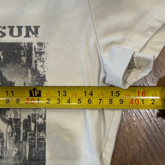 SHEIN Tan Graphic Short Sleeve Tee Size 4 - Picture 5 of 10